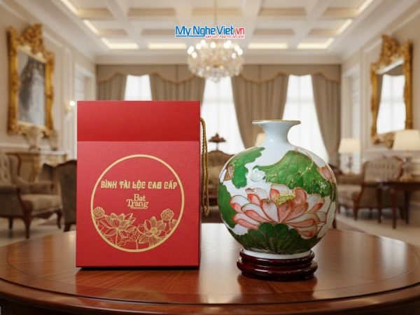 Bình thu hút tài lộc gốm Bát Tràng cao cấp vẽ vàng kim họa tiết hoa sen đắp nổi MNV-VBT22.3