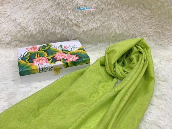 Quà Tặng Hộp Sơn Mài Hoa Sen & Khăn Lụa Hà Đông Cao Cấp CBKLNL89-6
