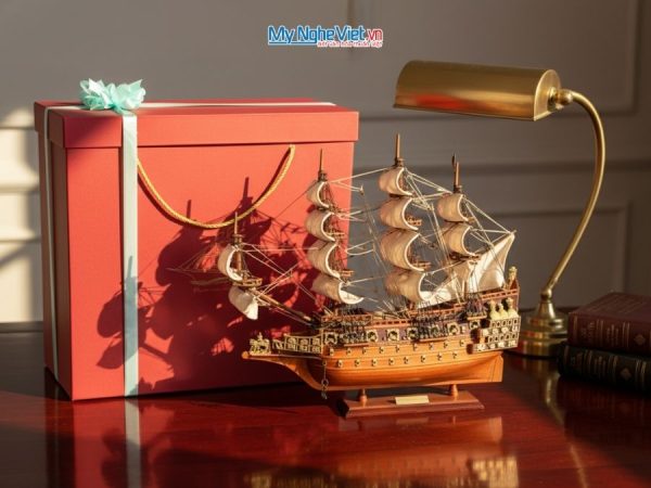 Mô Hình Tàu Chiến Cổ Sovereign Of The Seas (Thân 40cm) Và Hộp Quà Tặng CBMNV-TB14-40 – Mô hình thuyền gỗ trang trí