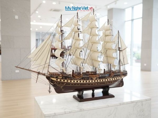 Mô hình thuyền buồm phong thủy France II gỗ đen 2m (thân 1m5) MNV-TB18 - Mô Hình Thuyền Thuận Buồm Xuôi Gió