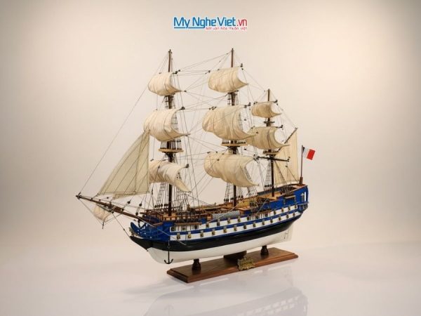 Mô hình thuyền chiến LE PROTECTEUR (Thân 80cm) TB37 - Mô Hình Thuyền Trang Trí