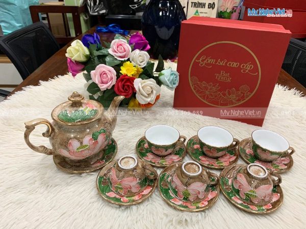 Bộ Bình Trà, ấm chén Men Vân Đá Đắp Nổi Hoa Sen